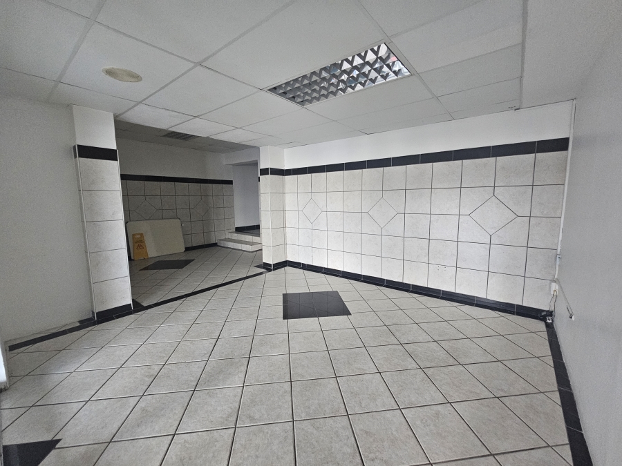 To Let Commercial Property for Rent in Berea Eastern Cape